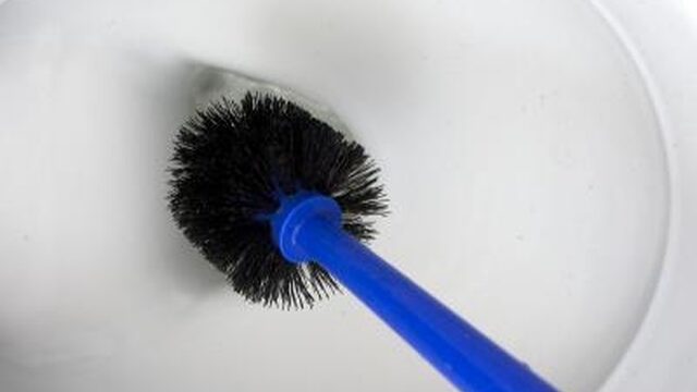Met deze 18 tips krijg jij je toilet helemaal schoon