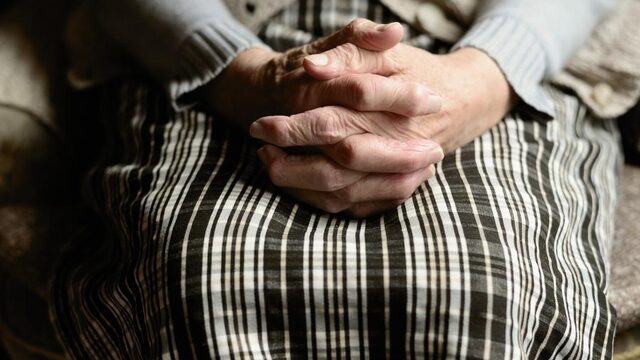 'Ga weg met je 'samen zijn we één', voor veel mensen in verzorgingstehuizen is er geen samen'