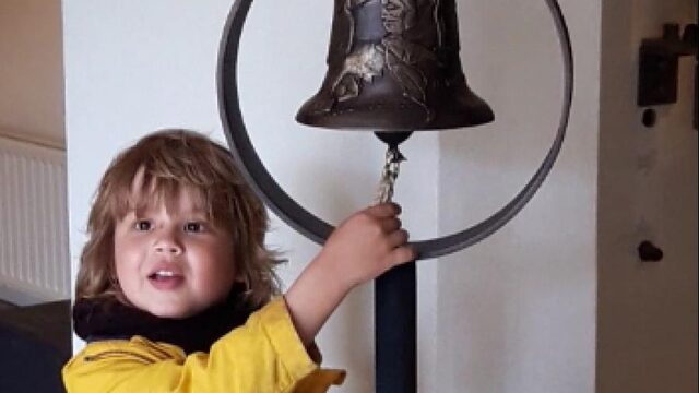 Klok gaat luiden voor genezen kinderen in Maxima Centrum