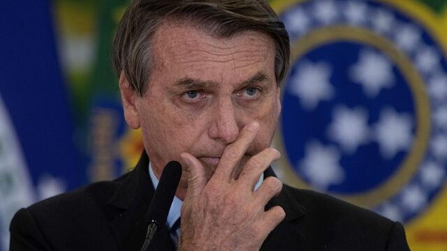 Bolsonaro’s dikke middelvinger naar de coronadoden