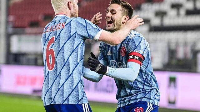 AZ laat te veel kansen liggen om te winnen van Ajax