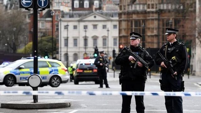 ‘Laten we na de aanslag in Londen niet direct wijzen naar veiligheidsdiensten'