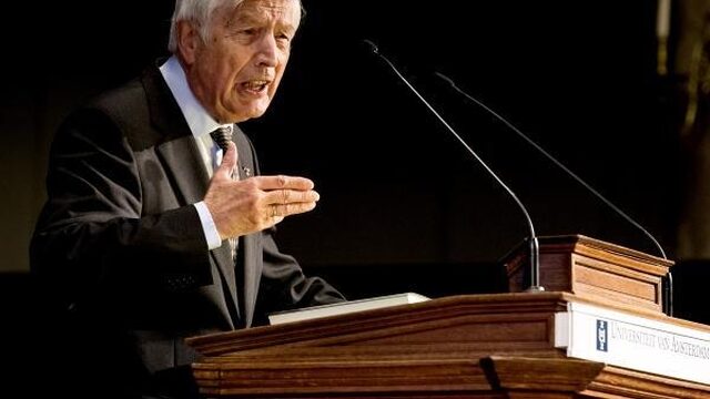 Van Agt ziet niks in kernwapenplan Trump