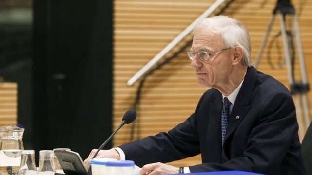 Ruding: ‘Parlementaire enquête naar Belastingdienst zinvoller dan naar euro’