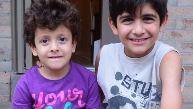 'Mijn vrouw en ik betalen 10.000 dollar om een Syrisch gezin op weg te helpen'