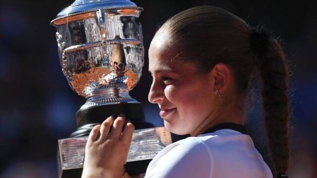 Ostapenko verovert haar eerste grandslamtitel