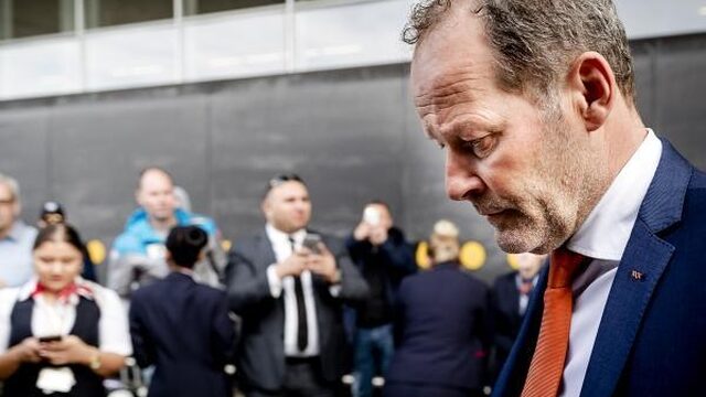 KNVB ontslaat Blind als bondscoach