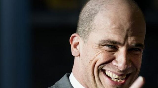 Samsom: 'Hoger salaris is oplossing voor lerarentekort'