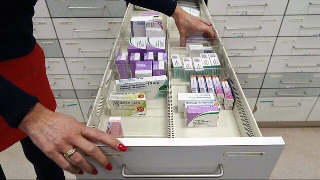 Zorgmedewerkers stelen medicijnen voor eigen gebruik