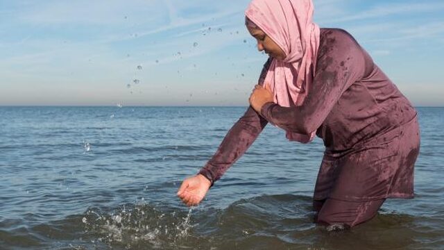 Hoogste Franse rechter verwerpt boerkiniverbod
