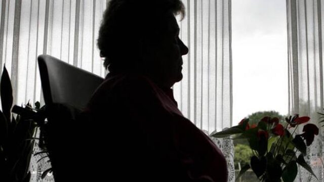 'Ik voel me eenzaam in een grote zee van mensen'