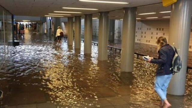 Regen en dreigende luchten: foto's van NPO Radio 1-luisteraars