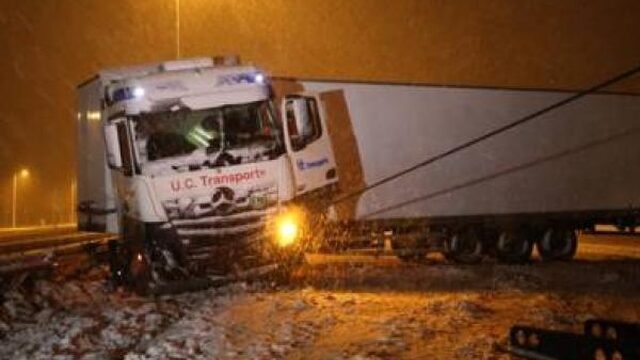 Sneeuwhinder in het oosten van het land, code oranje ingetrokken