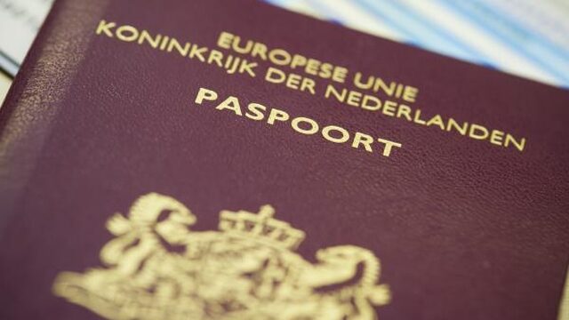 Wat moet je doen als je je paspoort of ID-kaart verliest op vakantie?