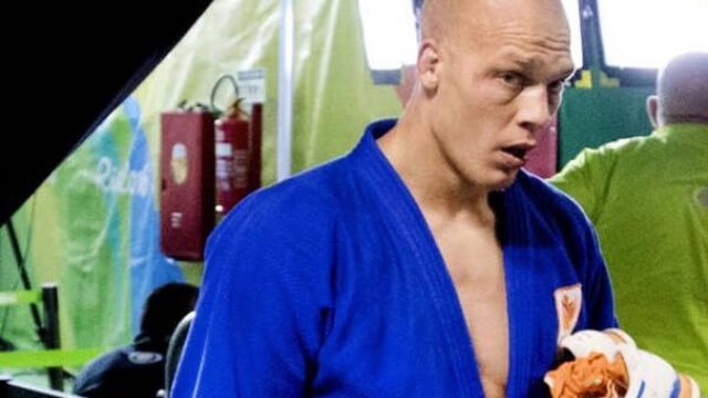 Van 't Hek: niet in de polonaise van een sporter meelopen