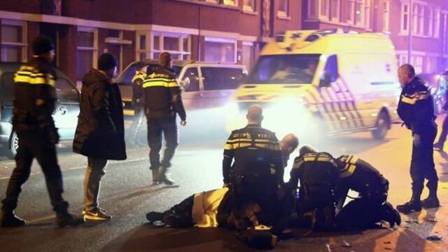 Weer hulpverleners aangevallen tijdens jaarwisseling