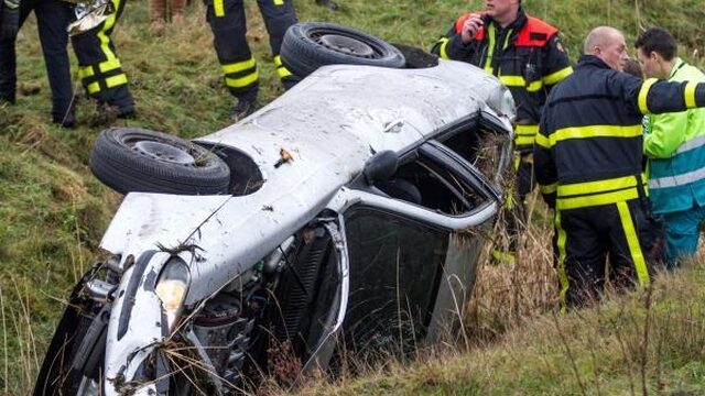 Verzekeraar keert niet uit bij ongeval door smartphone