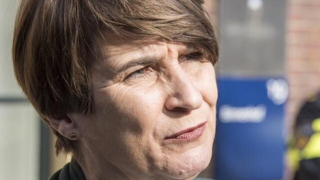 Feit of fictie: vrouwen moeten langer werken voor hun salaris