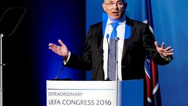 Van Praag verliest strijd om UEFA-voorzitterschap van Ceferin