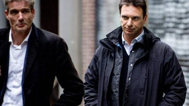 'Advocaat Franken smokkelde post voor Holleeder gevangenis in'