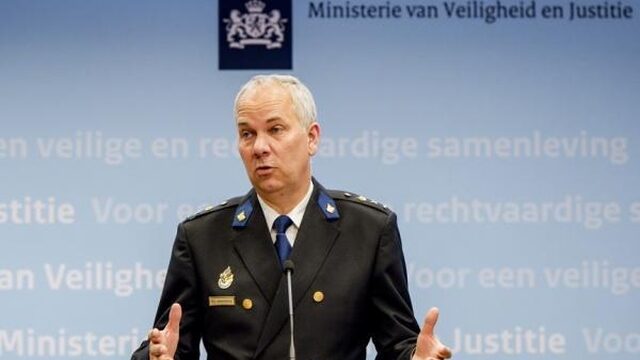 Helft nieuwe agenten in Amsterdam moet migratieachtergrond hebben