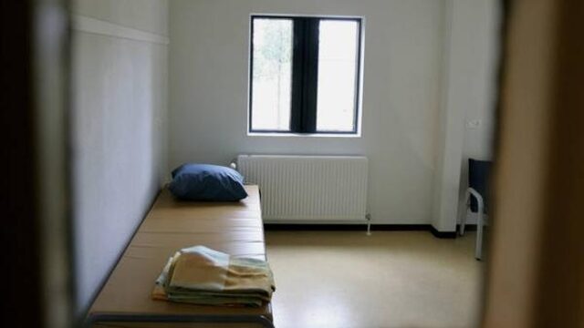 Zorgen bij FNV over bezuinigingen gevangenissen