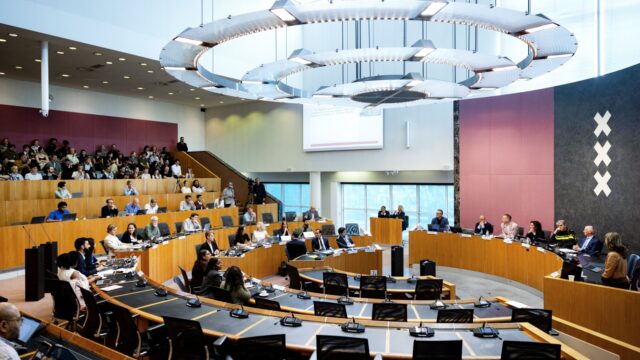 Er wordt te veel 'Den Haagje' gespeeld bij gemeenteraden: 'Strijd wordt gevoed door rancune'