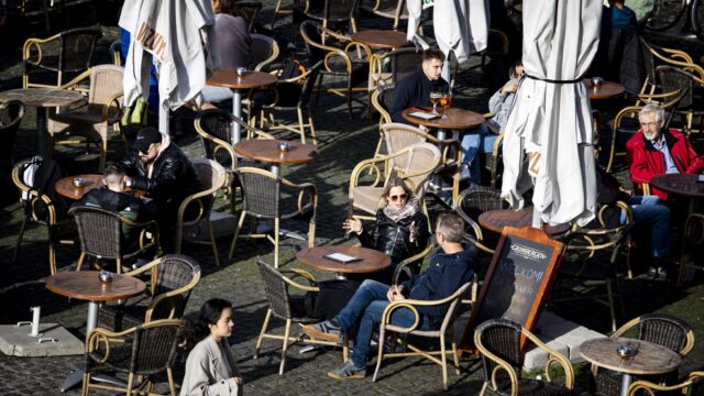 Kosten bezoek horeca lopen hoog op: 'Je kunt niet veel meer vragen en veel minder bieden'
