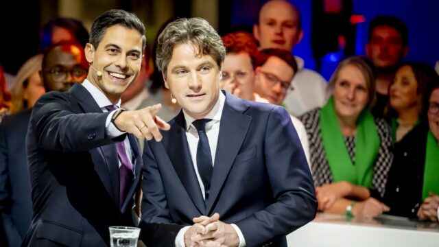 Wat is de politiek van plan met het basispakket in de zorg?