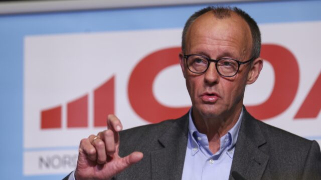 Wie is de 'elitaire' CDU-leider Merz en welk beleid wil hij doorvoeren in Duitsland?