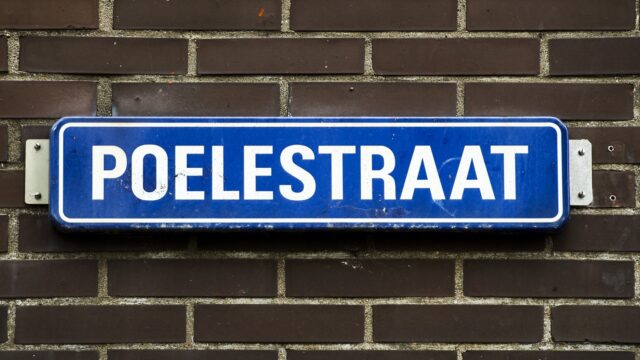 Hoe wordt een straatnaam bepaald?