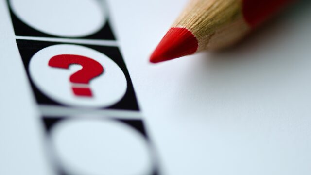 Meer ruimte nodig voor 'radicale midden'? 'Grijze midden herkent zich niet in publieke debat'