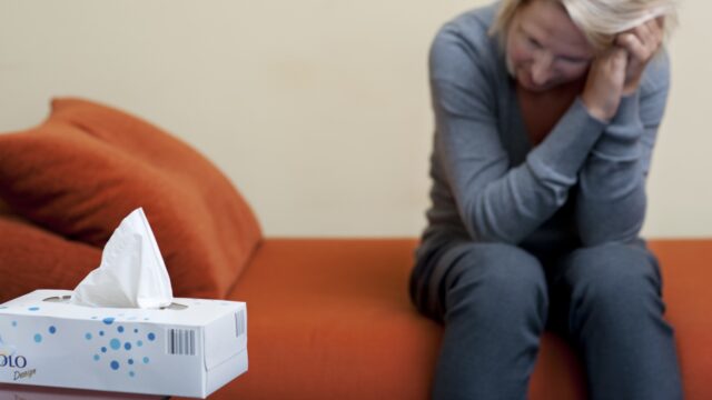 Rouw op jonge leeftijd kan doorwerken in relaties op latere leeftijd: 'Meer hechtingsgerelateerde angst'