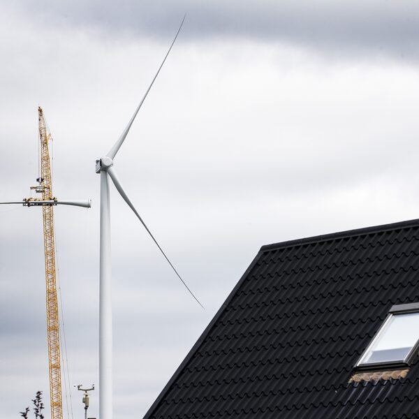 Huizen bij windmolens dalen in waarde: 'Met grote molens is er ook geld om bewoners goed te compenseren'