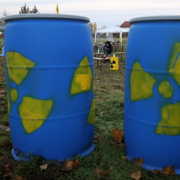 Bedenkelijke transacties rond Canadees kernafval