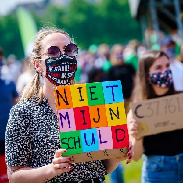 Torenhoge studieschuld van leenstelsel-generatie: 'Hij moet worden afbetaald'