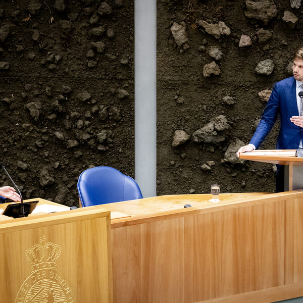 Hoe ga je in debat met Forum? 'Geen schande roepen, maar inhoudelijk bevragen'