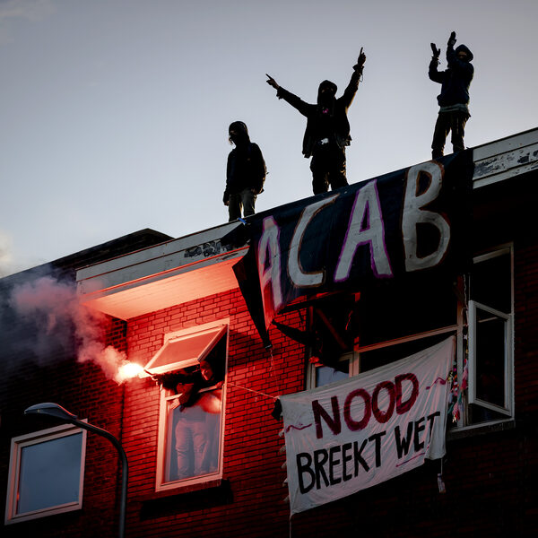 Rellen komen voort uit onvrede; 'vuurwerkverbod was de druppel'