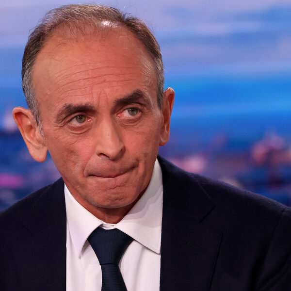 Podcast De Dag: Eric Zemmour, de onwaarschijnlijke Franse presidentskandidaat