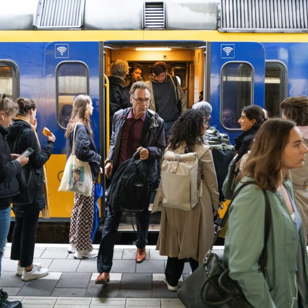 Zit je ook vaak opgepropt in de trein? Zo wil de NS het oplossen