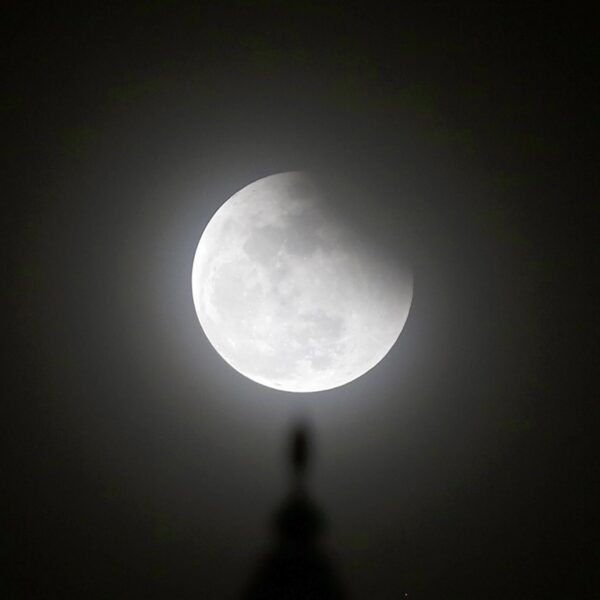 Desinformatie verspreiden? Dat deed deze middeleeuwse trollenfabriek al