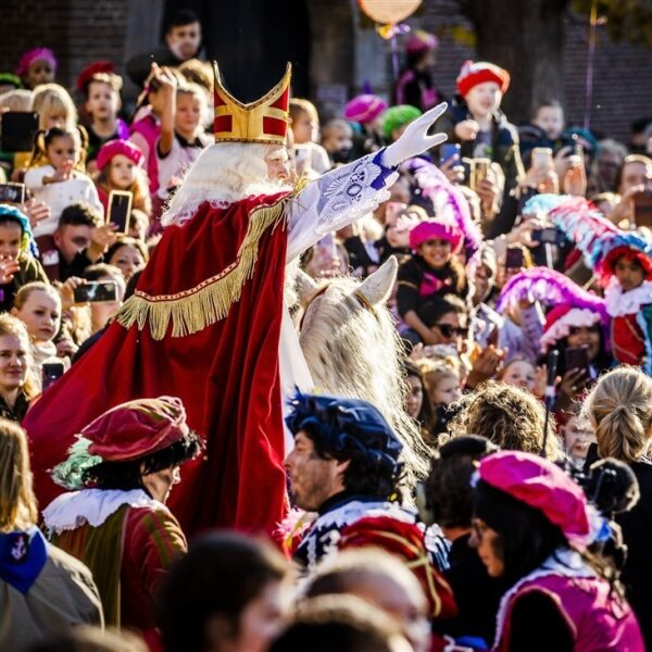 Volendam over op roetveegpieten. 'Als man van kleur was ik een soort schietschijf'