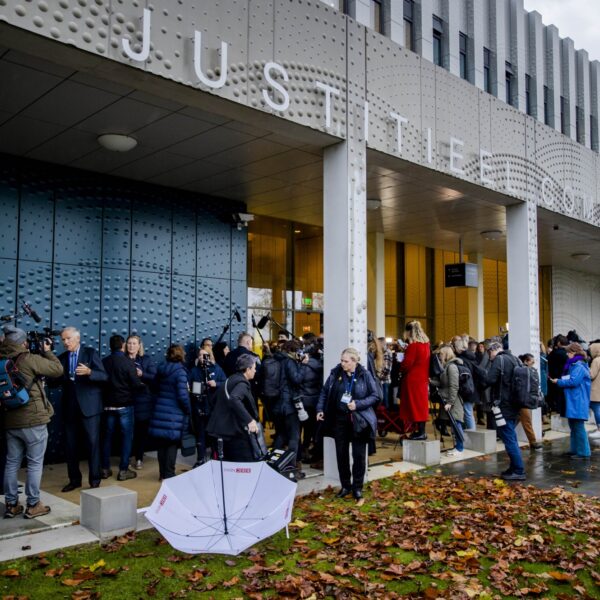 'Mensen blijven barbaren, maar berechting voor internationale rechter schrikt wél af'