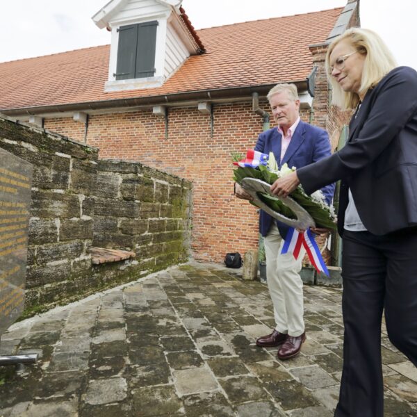 'Excuses voor slavernij startpunt van meerjarig traject voor herstel'