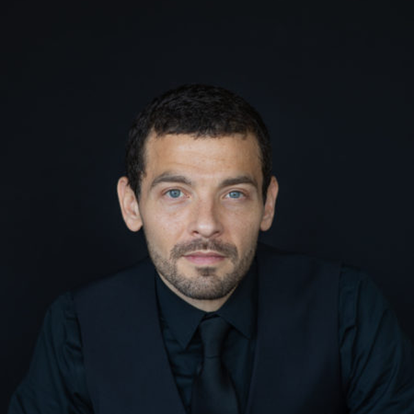 Schrijver Deniz Kuypers over de worsteling van het vaderschap. 'Ik verlangde antwoord'