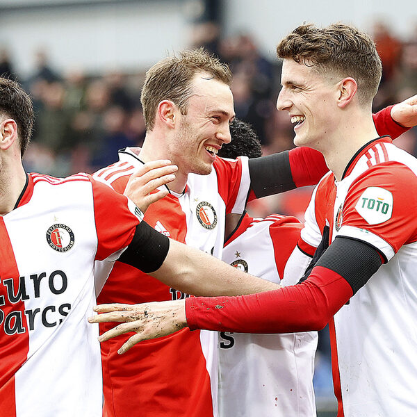 Publiek doet Feyenoord goed: ruime zege op stadgenoot Sparta