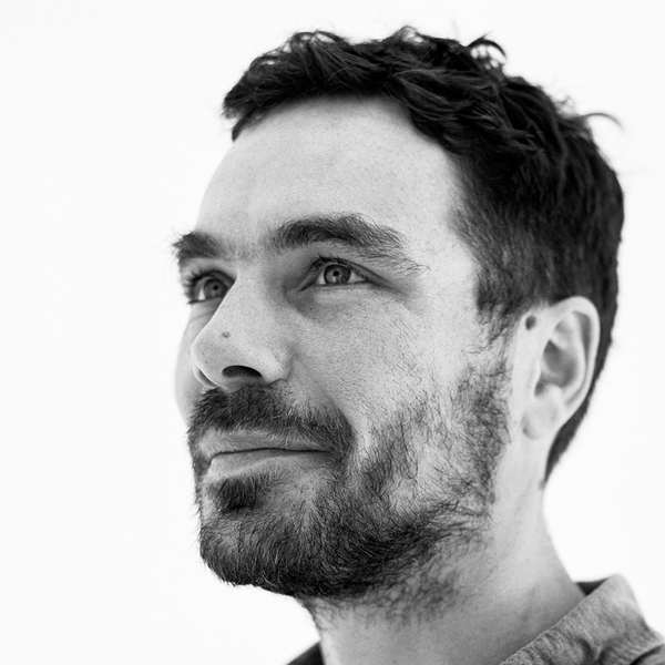 Het recept voor goede satire volgens Jonathan van het Reve