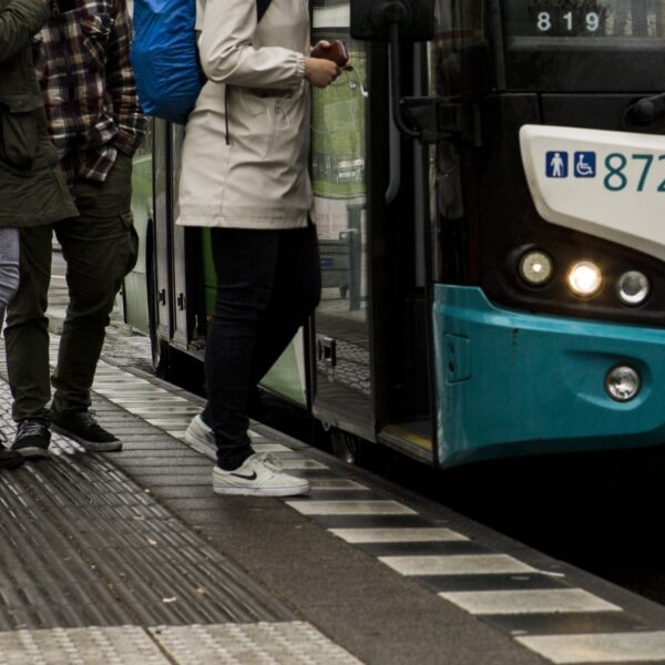 OV kost provincie Friesland handenvol geld: 'Den Haag moet bijspringen'