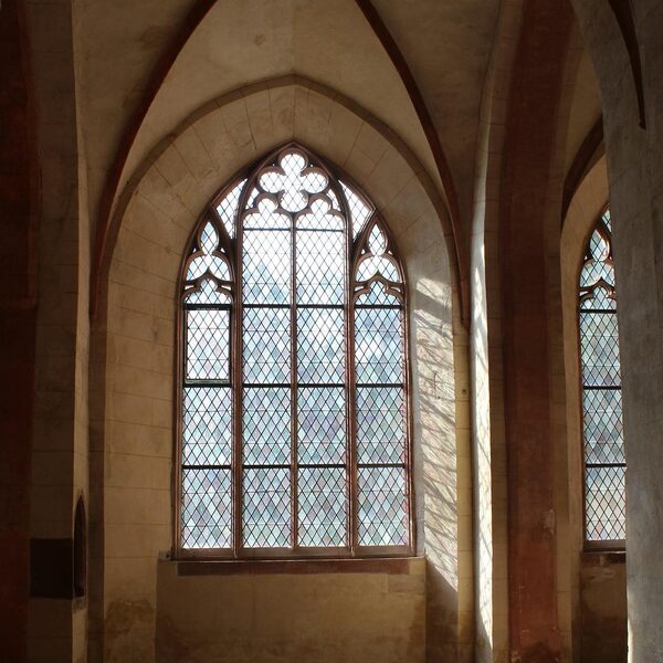 Langzame verandering in de reformatorische bubbel: meisjes en jonge vrouwen strijden voor emancipatie