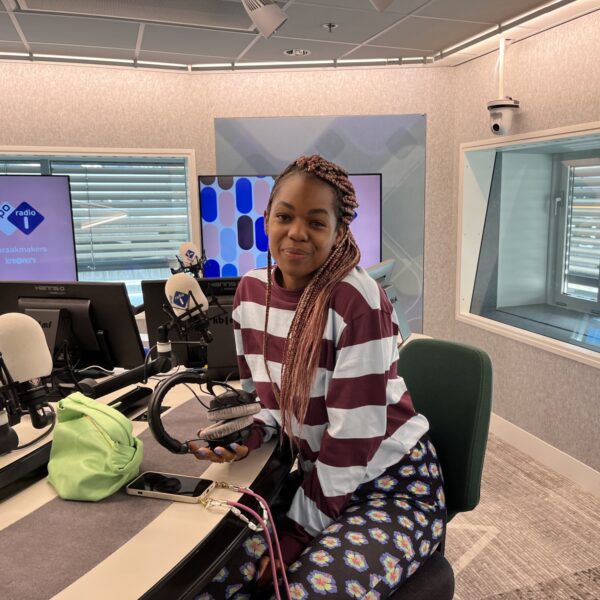 Mandy Woelkens (LINDA.meiden) openhartig over gewelddadige relatie: 'Mijn huisgenoten grepen in'